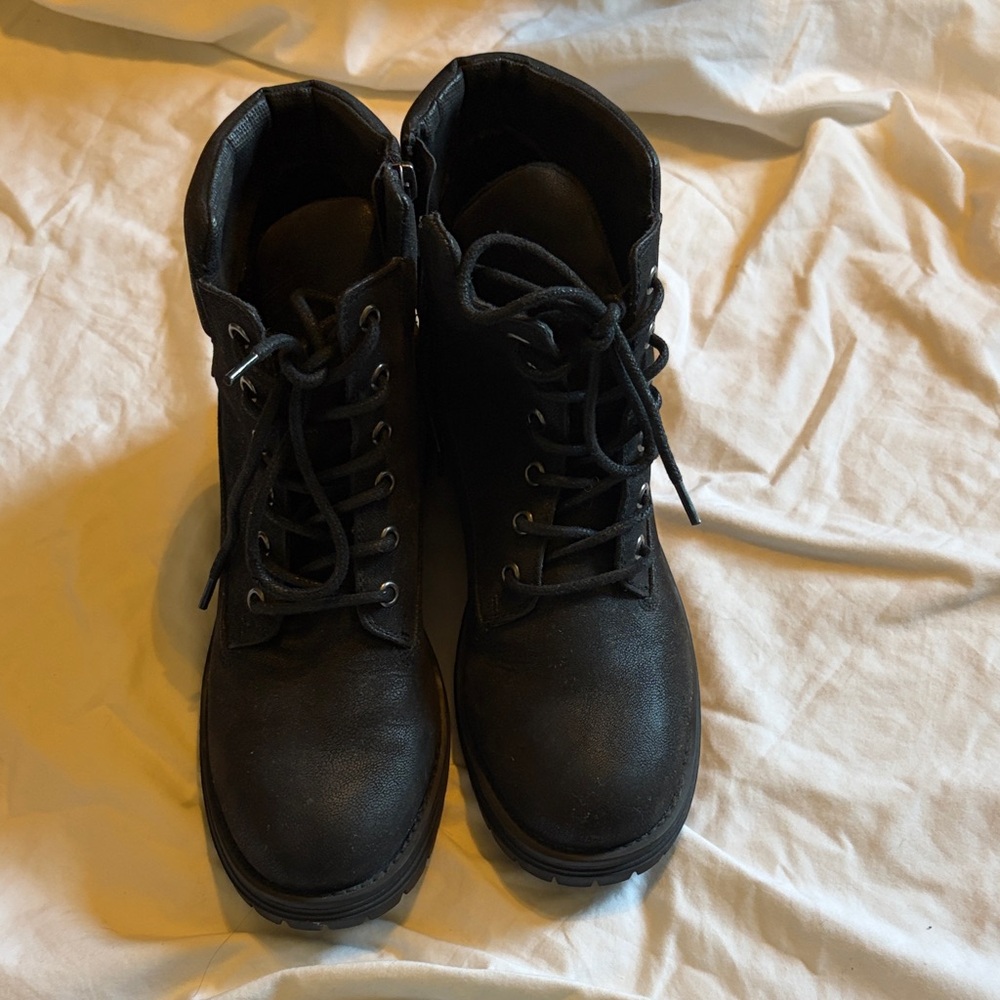 Women's Black Lace-Up Combat Boots with Side Zip